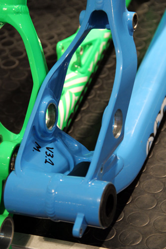 2012 Commencal Supreme DH V3 Review |